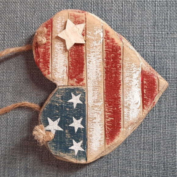 Wood Patriotic Frame Heart Ornament Kitchen Dish Towel Set American USA Military - Picture 2 of 13